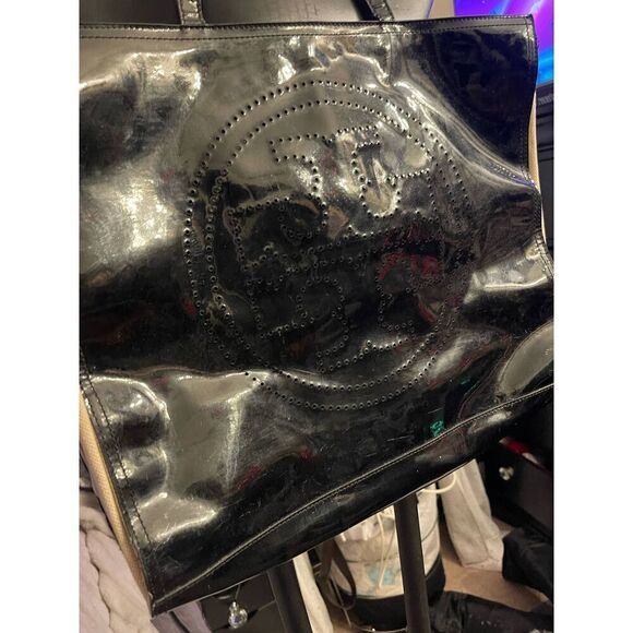 Tory burch patent leather black perforated logo tote bag/purse/pocketbook - Picture 9 of 11